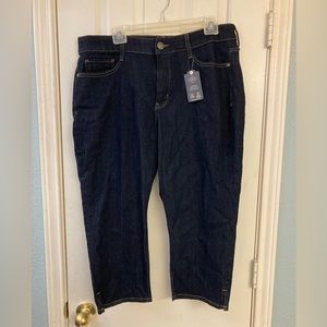 St. John’s Bay dark blue denim capris, size 16W